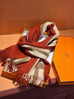 GUCCI High-End Cashmere Knit Scarf (Unisex) - Image 3