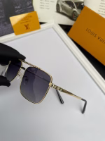Original-Standard Quality Louis Vuitton (LV) Unisex Polarized Sunglasses - Image 7