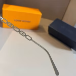 LV Louis Vuitton "The Story of Roses" Liu Yifei's Same-Style Glasses - Image 9