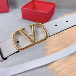 Valentino's elegant, luxurious and casual goddess belt - Image 4