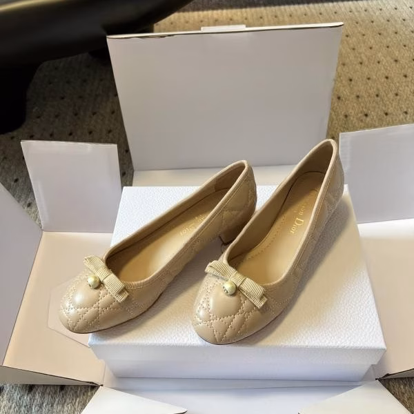 9 Dior 2024 Early Spring Pearl Mary Jane Shoes - Image 1