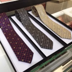 New men's ties from Gucci counters