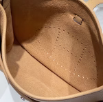 Hermes Evelyne III 29 Bag in Chai Clemence Leather - Image 2