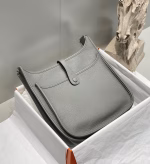 Hermes Evelyne III 29 Bag in Gris Meyer Clemence Leather - Image 3