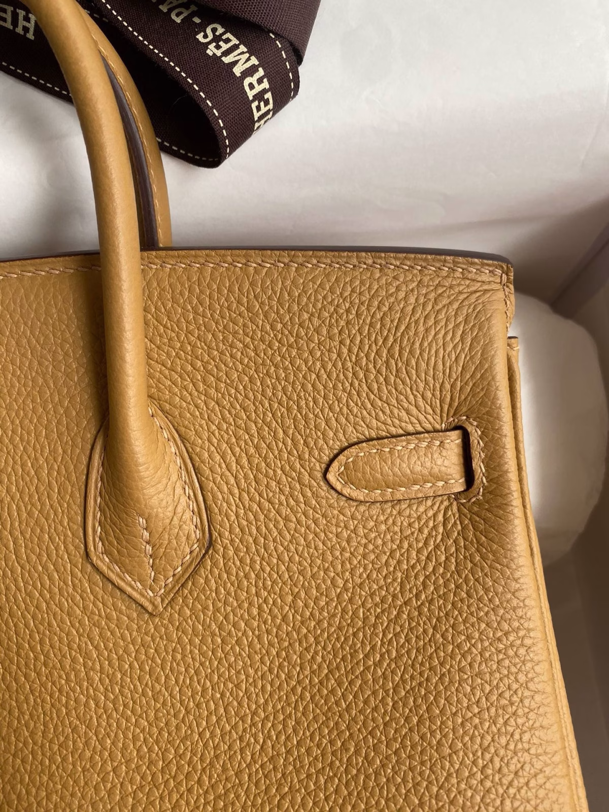 Hermes Birkin 25 Retourne Handmade Bag In Biscuit Clemence Leather - Image 6