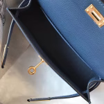Hermes Kelly Mini II Bag In Blue Agate Epsom Leather - Image 4