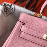 Hermes Mini Kelly 20cm Bag In Pink Clemence Leather - Image 4