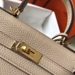 Hermes Mini Kelly 20cm Bag In Beige Clemence Leather - Image 2