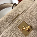 Hermes Mini Kelly 20cm Bag In Beige Clemence Leather - Image 8