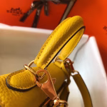 Hermes Mini Kelly 20cm Bag In Yellow Clemence Leather - Image 4