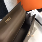Hermes Bi-color Kelly 32cm Epsom Bag Taupe/Black GHW - Image 7