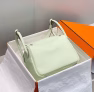 Hermes Lindy 26cm Bag In Vert Fizz Clemence Leather GHW - Image 7