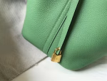 Hermes Picotin Lock 18 Bag In Vert Criquet Clemence Leather - Image 4