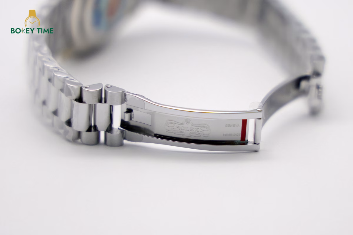 Rolex Day Date Ice Blue Grooved Replica - Image 4