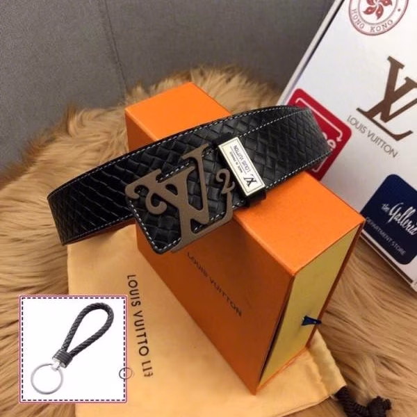 新对话 (8) Counter-synchronized LV New Arrival: Men's Belt with Quilted Pattern - Image 1