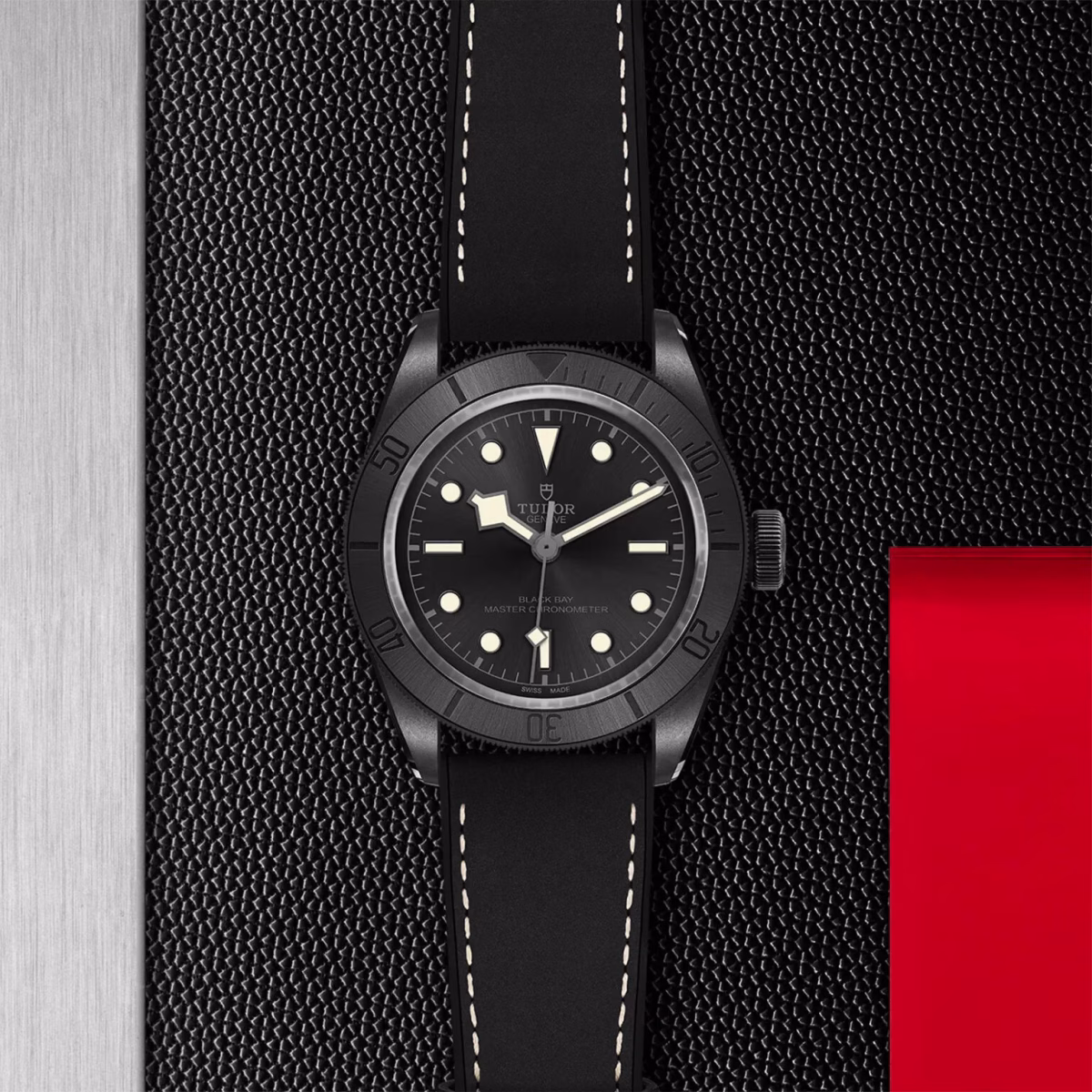 TUDOR Black Bay Ceramic 41 mm ceramic case, Hybrid leather and rubber strap - Image 3