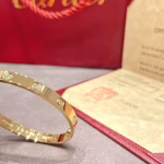 𝐂𝐚𝐫𝐭𝐢𝐞𝐫•Cartier Classic Wide Love Bracelet with Ten Diamonds - Image 3