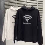 Balenciaga's latest autumn and winter fashion hoodie