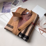 Burberry 2023 Classic Evergreen Checked Long-Sleeve Sweater Coat - Image 7