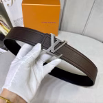 LV Men's Belt with Soft Leather and Logo Buckle - Image 5