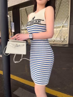 Dior 2022 Spring/Summer latest collection star-patterned vest knit dress - Image 6