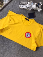 LV 2022 Spring/Summer Latest Hit Golden Short-Sleeve T-Shirt - Image 2