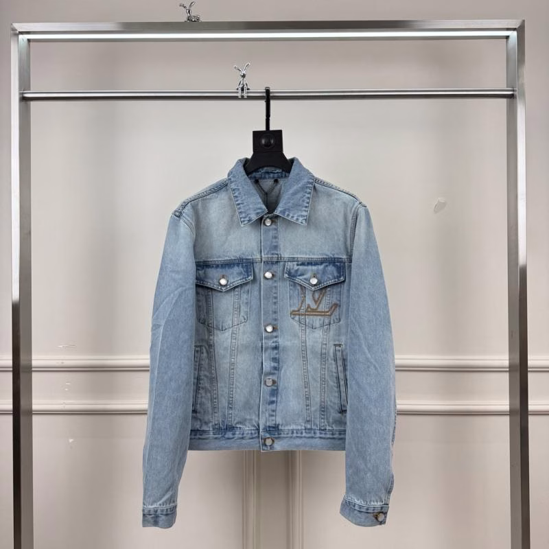 1 Louis Vuitton 2024 Autumn/Winter New Heavy-Duty Washed Denim Jacket - Image 1
