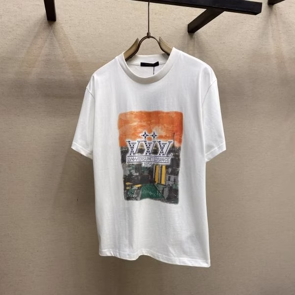 1 LV Louis Vuitton 2025 New Printed and Rhinestone-Embellished Short-Sleeve T-Shirt - Image 1