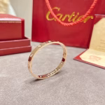 𝐂𝐚𝐫𝐭𝐢𝐞𝐫•Cartier Classic Wide Love Bracelet with Ten Diamonds - Image 10