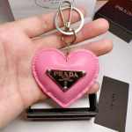 Hot-selling triangular keychain, another must-have item - Image 8