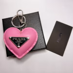 Hot-selling triangular keychain, another must-have item - Image 10