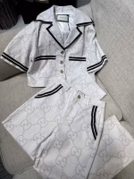 Gucci Turn-Down Collar Large GG Short-Sleeve Top and Trousers Set - Image 9