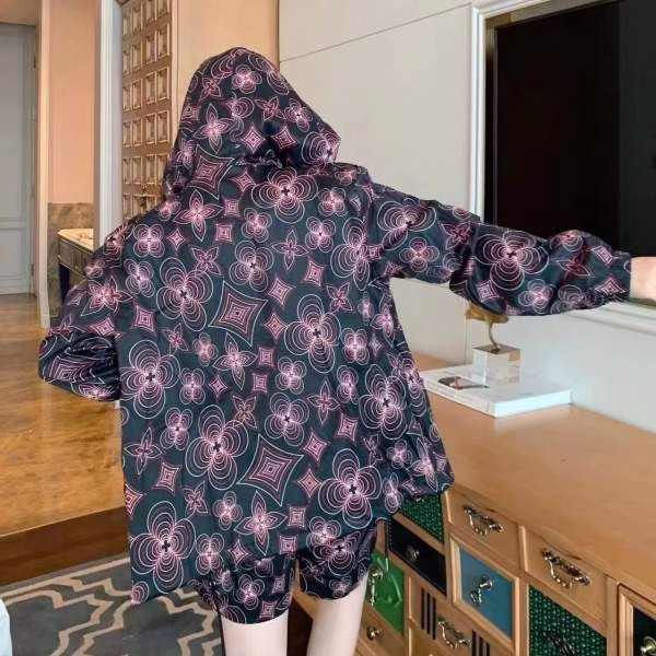 2 Louis Vuitton Classic Monogram Wavy Pattern Printed Hooded Jacket and Shorts Casual Set - Image 1