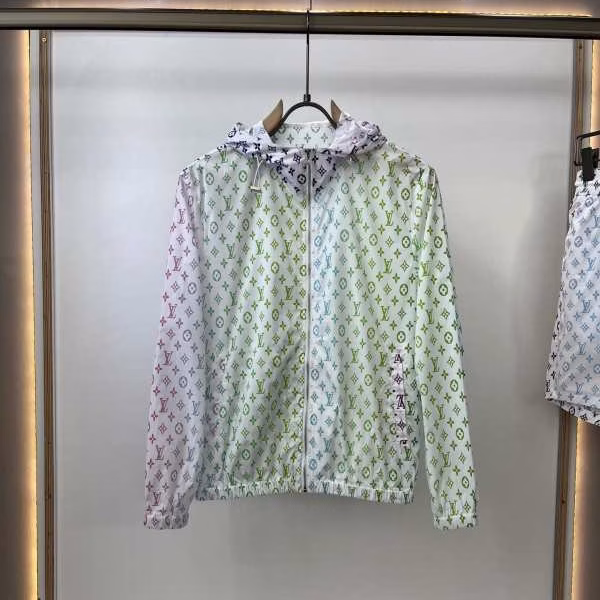 2 LV Spring/Summer New Collection Skin Clothing Set - Image 1