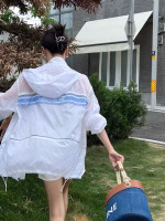 2022 New Dior Striped Letter Print Reflective Strip Hooded Sun Protection Coat - Image 4