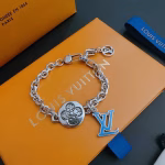 LV bracelet 🇷🇼 original single product 🇷🇼 new counter style - Image 5