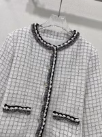 Chanel 2025 Early Spring New Tweed Cape Coat with Three-Quarter Sleeves - Image 9