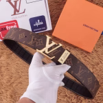 LV New Style Men's Belt with Abstract Line Letter Steel Buckle - Image 3