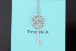 Tiffany Keys series necklace - Image 3