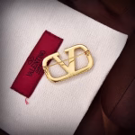 Valentino Brooch Golden minimalist brooch - Image 7