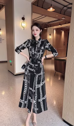 2022 New Hermès Printed Shirt Dress - Image 10