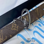 LV Louis Vuitton New Qixi Heart-shaped Buckle Women's Belt - Image 4