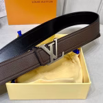 LV Men's Belt with Soft Leather and Logo Buckle - Image 2