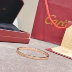 𝐂𝐚𝐫𝐭𝐢𝐞𝐫•Cartier Classic Narrow Diamond-free 𝐋𝐨𝐯𝐞 Bracelet - Image 4