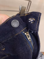 Gucci 2025 Spring/Summer New Straight-Fit Slim Denim Shorts - Image 9