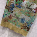 Gucci Early Spring Year of the Tiger Limited Edition New Gold Thread Knitted Vest - Image 3