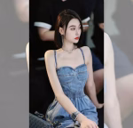 Hit tassel chain triangular stud earrings - Image 2