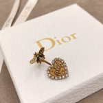 𝐃𝐈𝐎𝐑' 🐝𝐣𝐚𝐝𝐢𝐨𝐫 Vintage Little Bee Heart-shaped Rhinestone Earrings - Image 4
