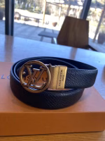 LV Louis Vuitton Unisex Couple's Double-Buckle Belt - Image 2