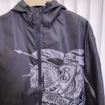 Burberry 2025 Spring/Summer New Men's Equestrian Knight Logo Nylon Trench Coat Jacket - Image 2